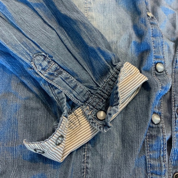 Jean button-down shirt - Picture 6 of 9